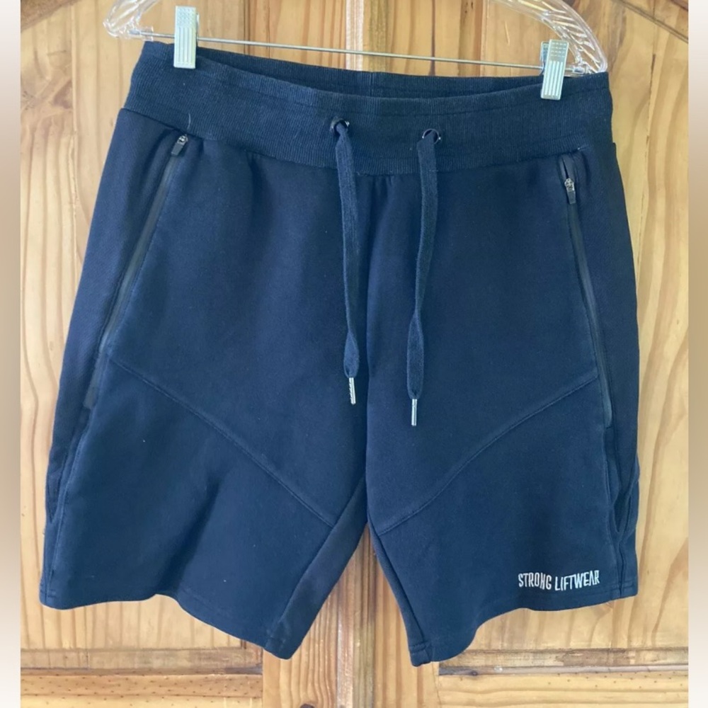 Men’s Strong Liftwear black athletic elastic waist sweatshorts shorts size XL